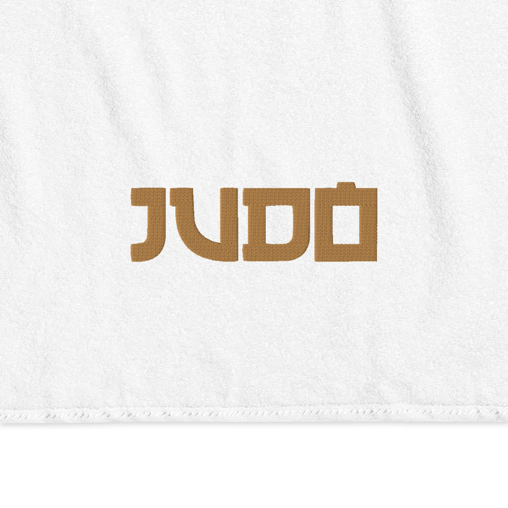 beach white towel